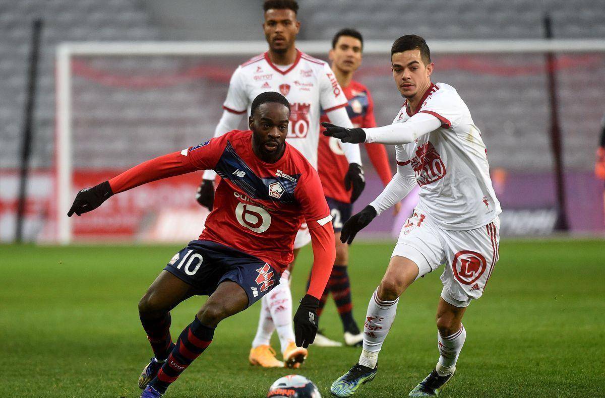 荷并执行降 荷并执行降